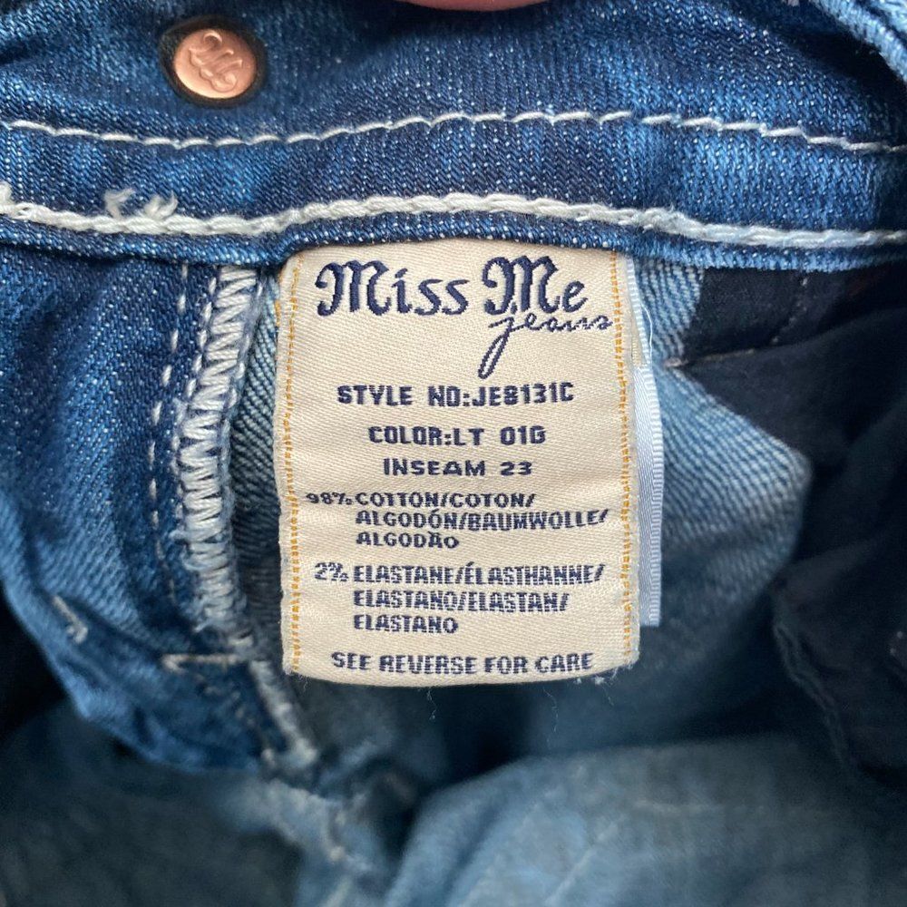 MISS ME Signature Cropped Jeans Medium Wash Size 25 Intricate Stitch JE8131C - Picture 6 of 6